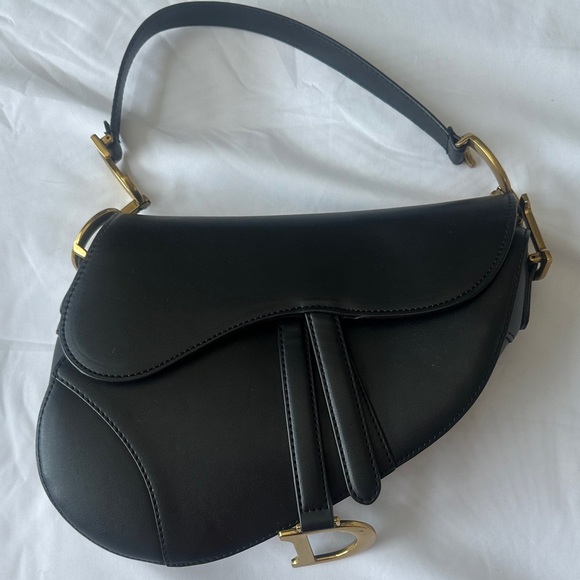 Dior Handbags - Dior Saddle Bag